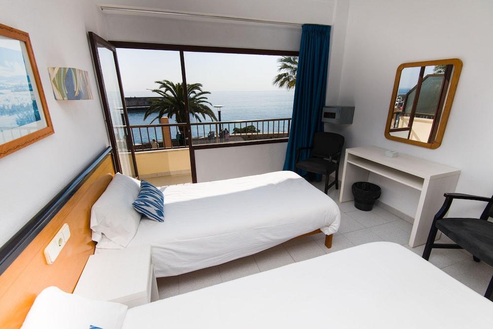 Hostal Port Corona Cala Ratjada  Exterior foto